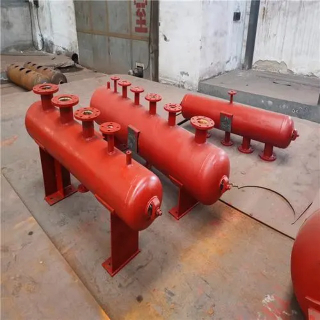 乌拉特前分集水器安装高度